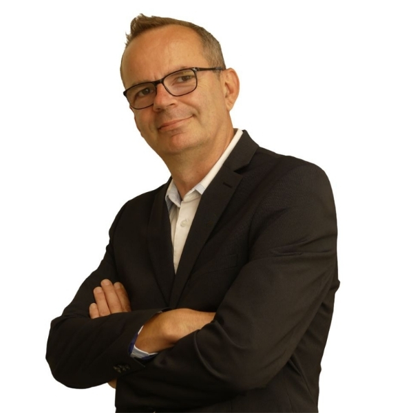 didier-revy-lagirafeimmobilier Didier Revy : agent commercial immobilier Lyon